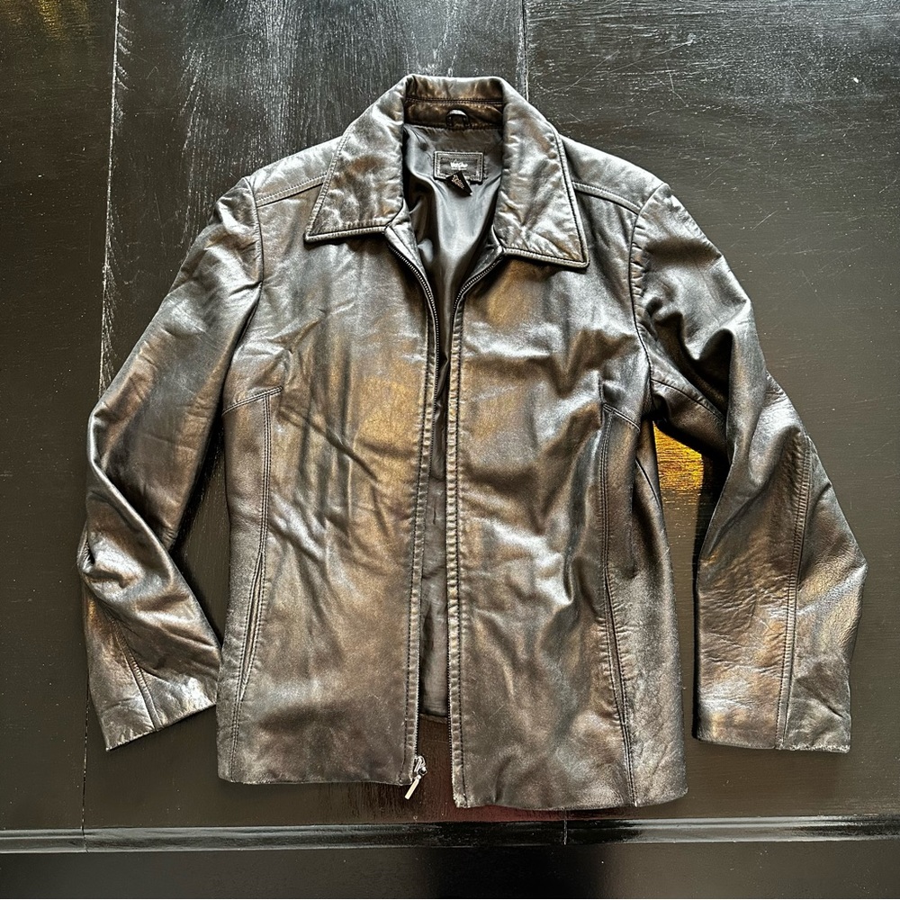 Mossimo Medium Black 100% Genuine Leather Jacket Coat Oversized Well Worn Loved